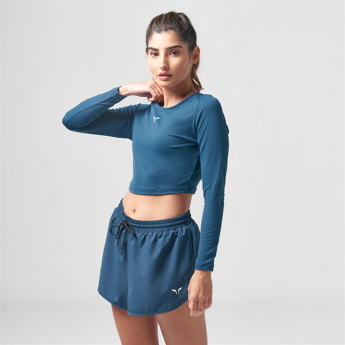 ESSENTIAL FULL SLEEVES CROP TOP- TEAL